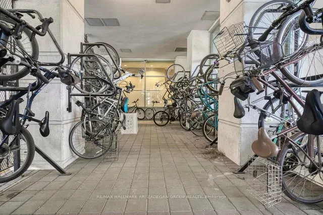 Additional image 36 of 230 Queens Quay Unit 1518