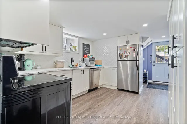 Additional image 27 of 1295 Consort Cres