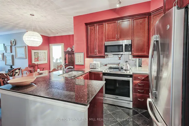 Additional image 7 of 2087 Lake Shore Blvd Unit 305