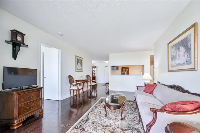 Additional image 10 of 275 Bamburgh Circ Unit 604