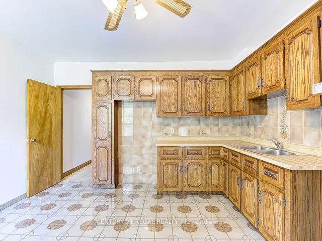 Additional image 18 of 46 Marchmount Rd