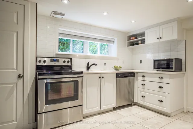 Additional image 34 of 227 Green St