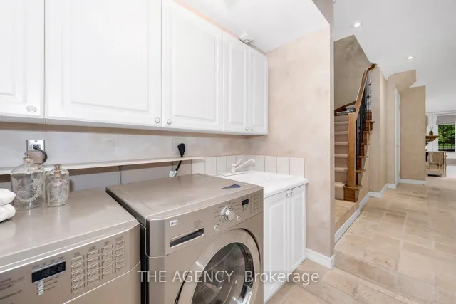 Additional image 34 of 313 Broadway Ave