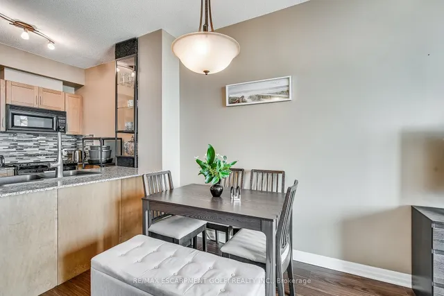 Additional image 9 of 1359 Rathburn Rd Unit 902