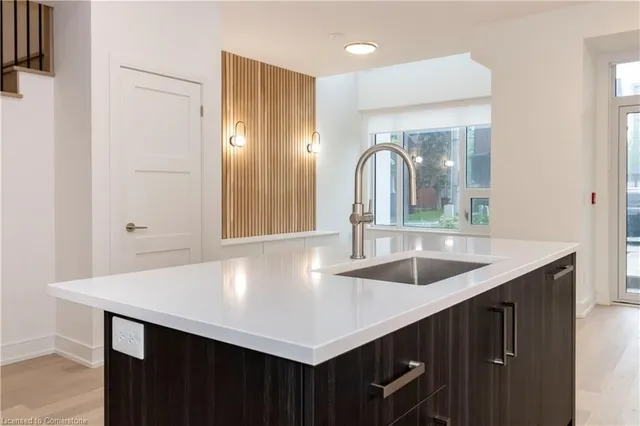 Additional image 8 of 5 Wellington St Unit 102