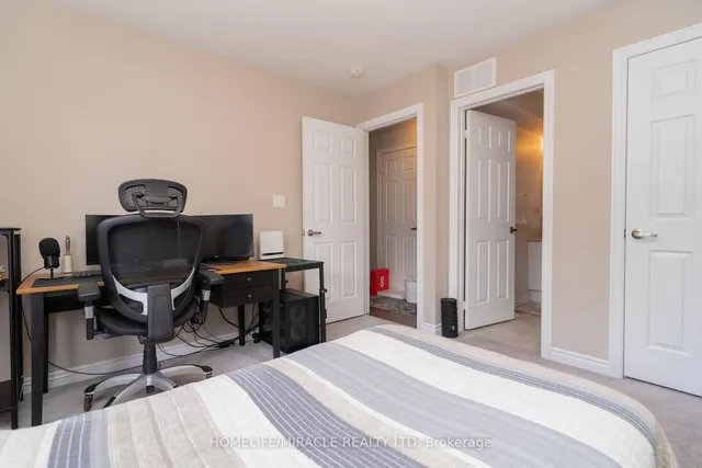 Additional image 26 of 200 Veterans Dr Unit 140