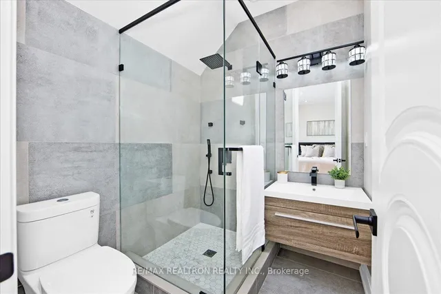 Additional image 21 of 175 Floyd Ave