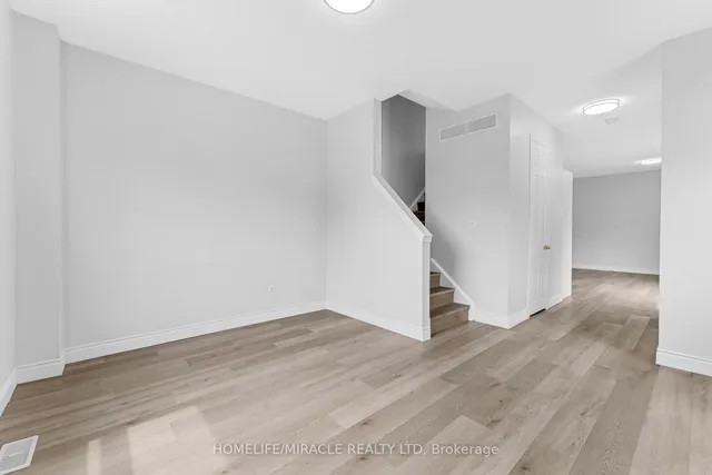 Additional image 8 of 120 Jansen Ave