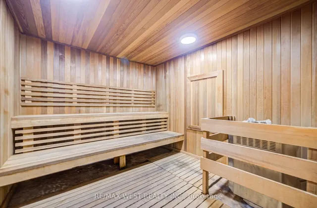 Additional image 49 of 44 Longbourne Dr Unit 606