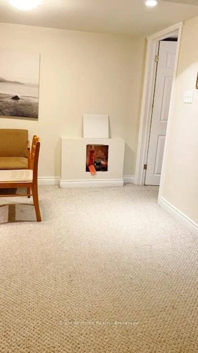 Additional image 16 of 125 Gary Ave