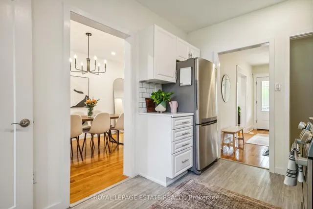 Additional image 11 of 166 Bingham Ave