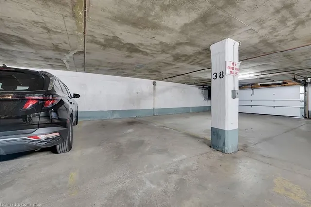 Additional image 34 of 8 Village Green Unit 112