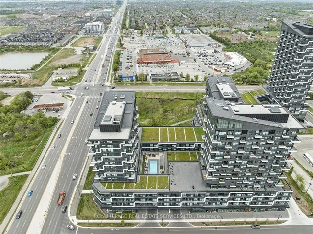 Additional image 3 of 2489 Taunton Rd Unit 108