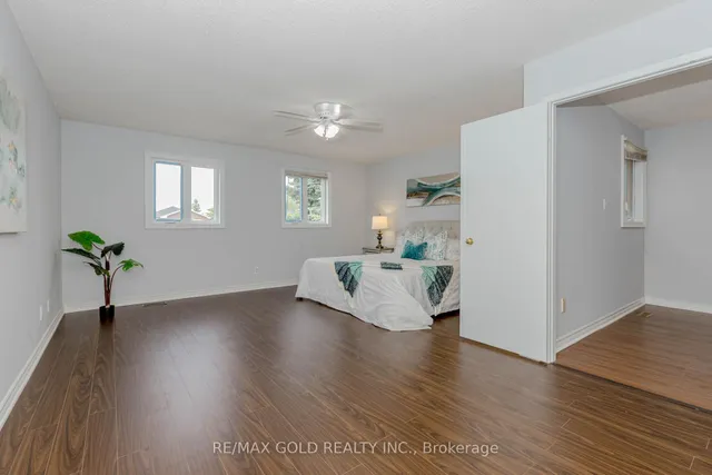 Additional image 14 of 16 Polygon Crt