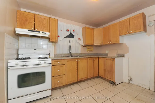 Additional image 6 of 253 Silverthorn Ave