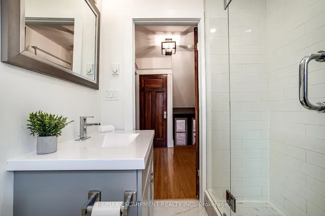 Additional image 30 of 64 South Oval St