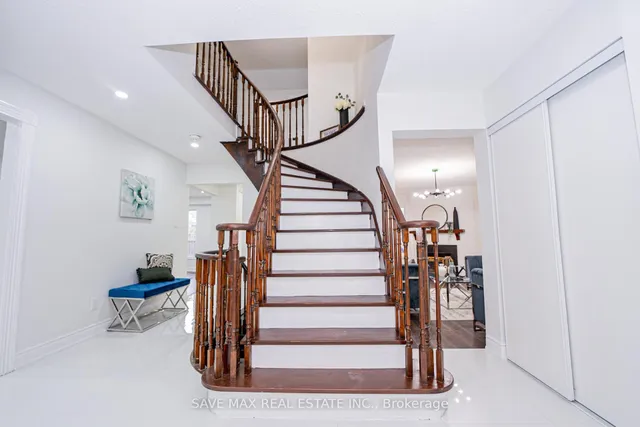 Additional image 38 of 14 Conover Crt