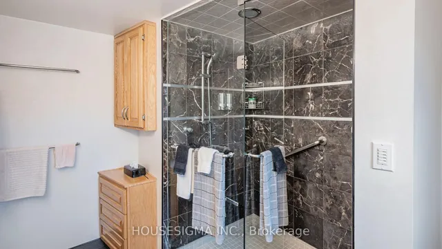 Additional image 24 of 2 Chiefswood Sq