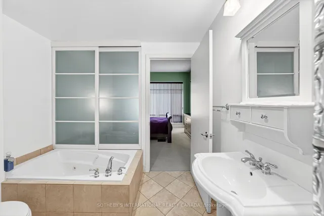Additional image 16 of 500 Queens Quay Unit 201E