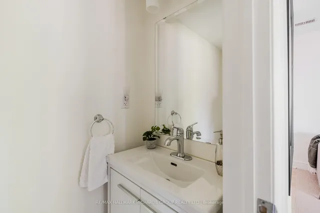 Additional image 30 of 14 Furrow Lane