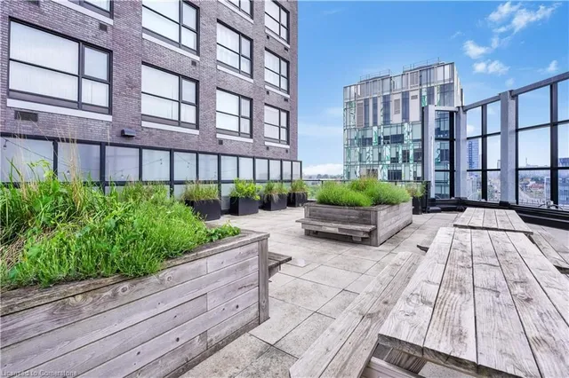 Additional image 36 of 1 Victoria St Unit 601