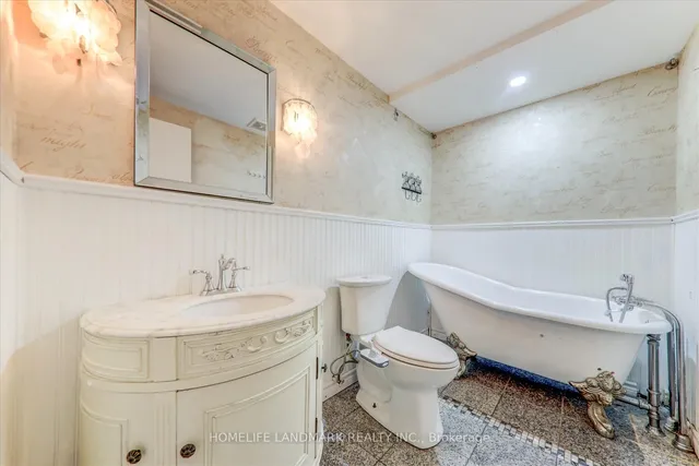 Additional image 18 of 81 Hansen Rd Unit 99