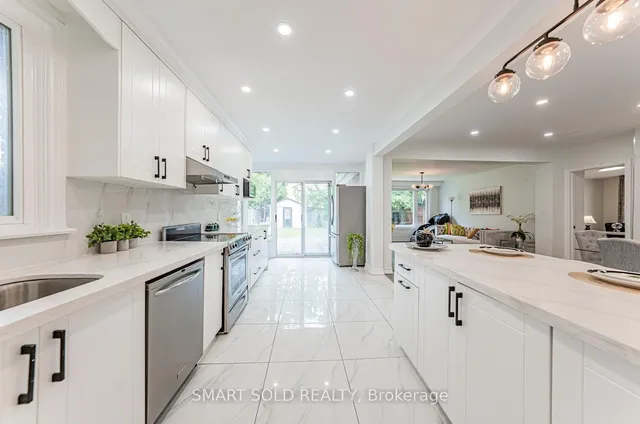 Additional image 8 of 18 Cadillac Ave