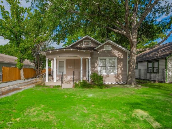 609 Walton St, Houston, TX 77009