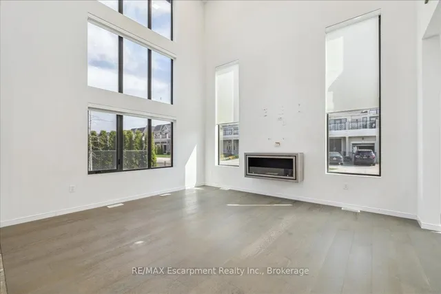 Additional image 17 of 39 Sunrow Gate