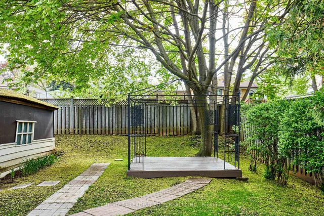 Additional image 6 of 130 Porchester Dr