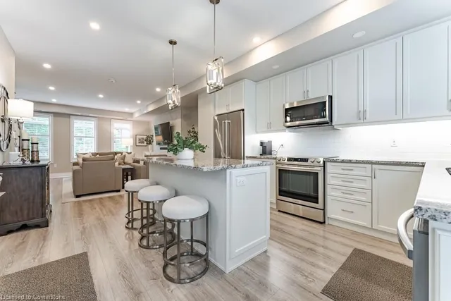 Additional image 12 of 2362 New St Unit 8