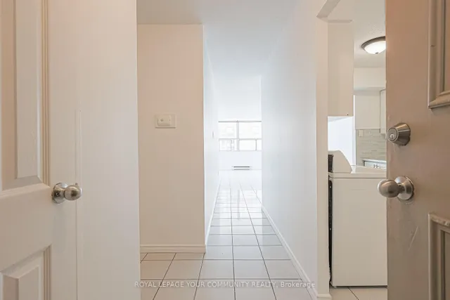 Additional image 4 of 10 Tobermory Dr Unit 1011