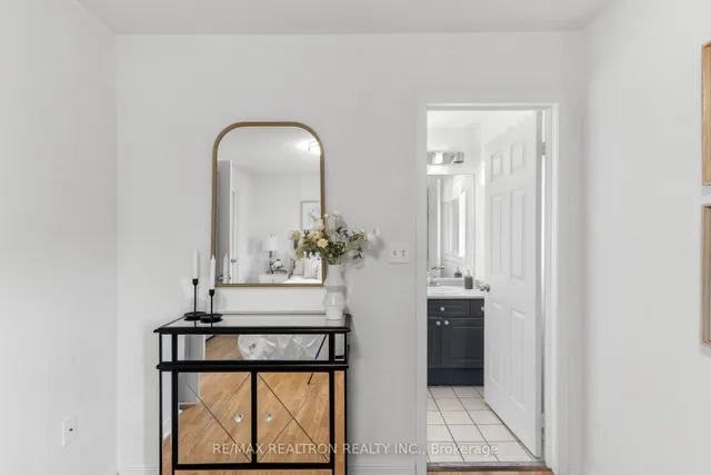 Additional image 23 of 107 Narrow Valley Cres