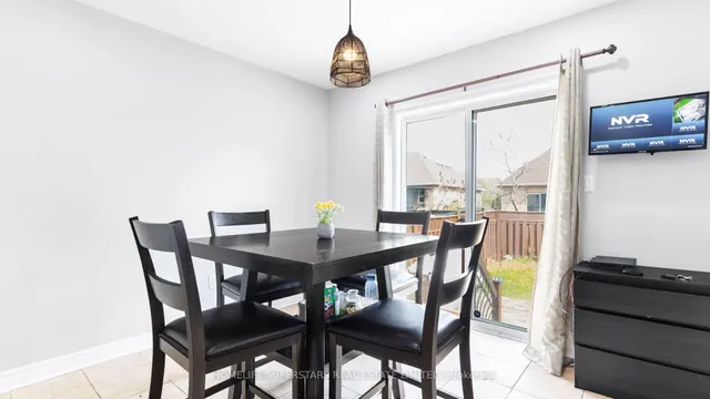 Additional image 18 of 10 bramoak Cres