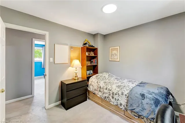 Additional image 22 of 307 Erindale Dr