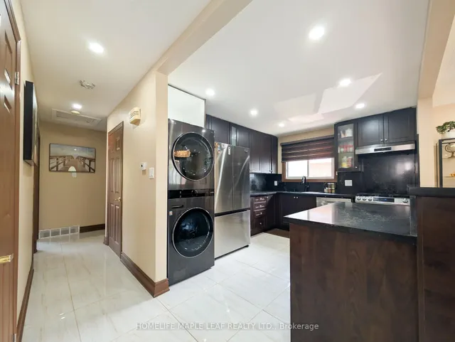 Additional image 11 of 77 Kinzie Ave