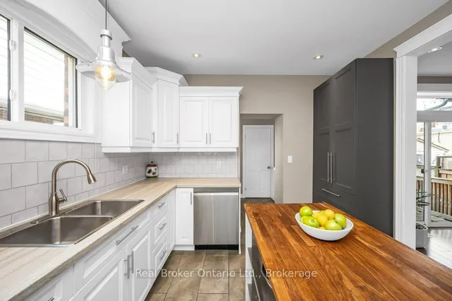 Additional image 10 of 18 Kensington Ave