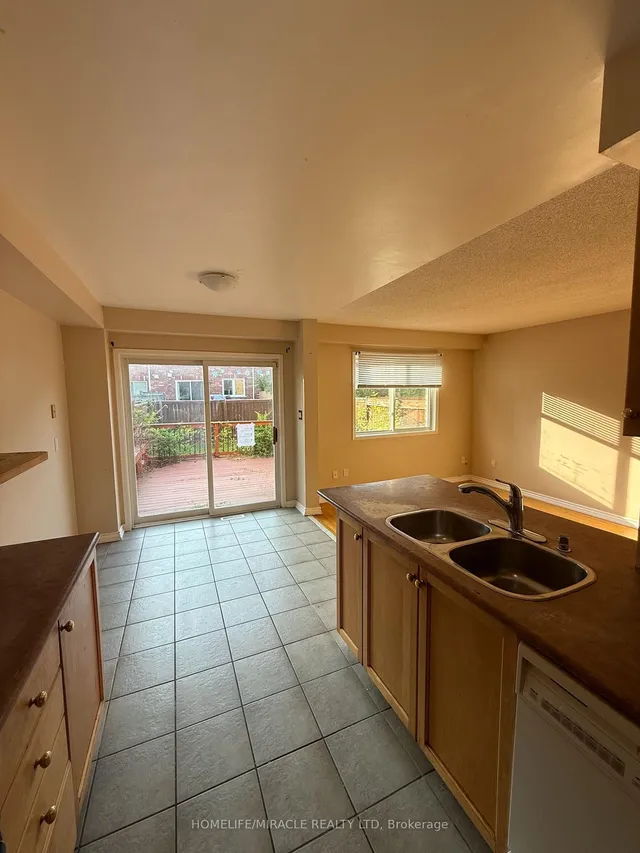 Additional image 9 of 10 Wuthering Heights Rd