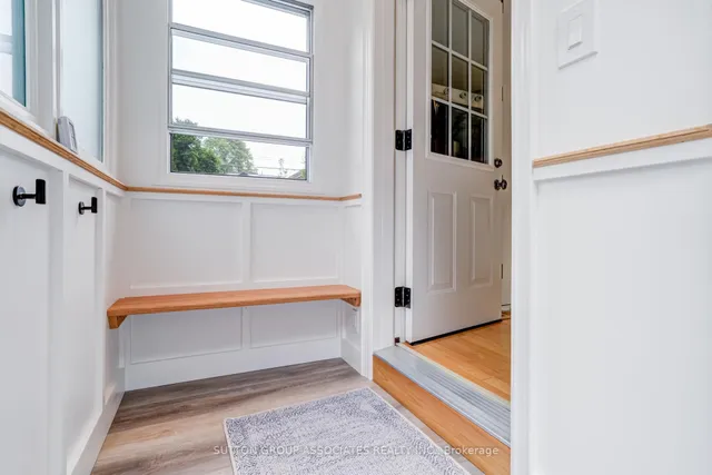 Additional image 19 of 215 Christie St