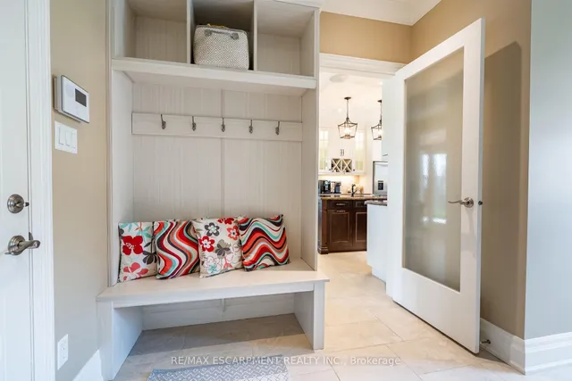 Additional image 19 of 50 Lloyminn Ave