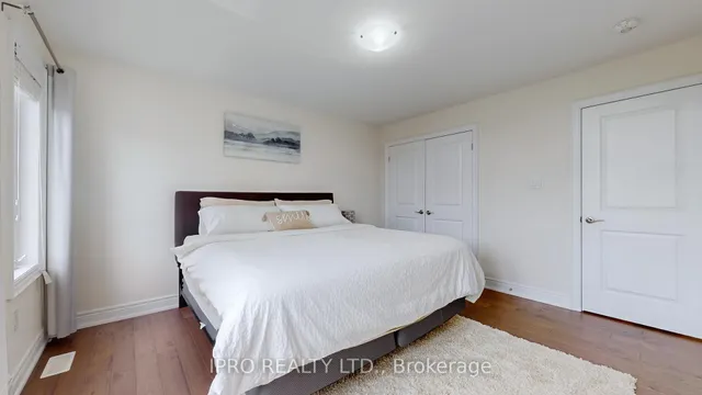 Additional image 33 of 29 Frost St