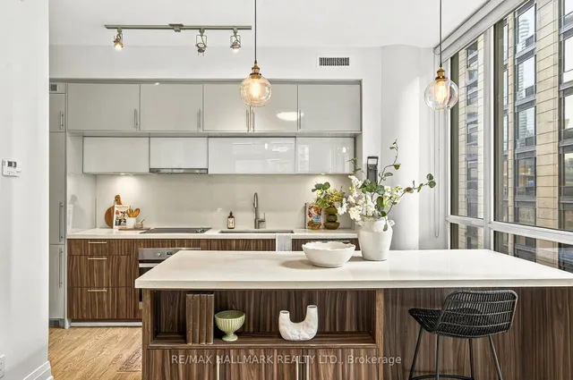 Additional image 24 of 8 Mercer St Unit 708