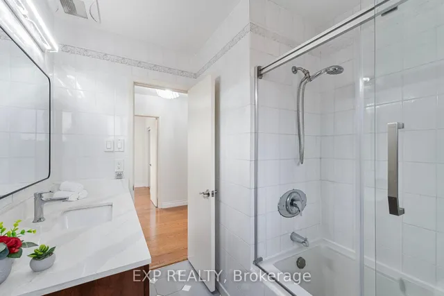 Additional image 16 of 44 Almayo Cres