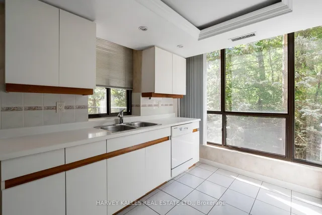 Additional image 17 of 3900 Yonge St Unit 405