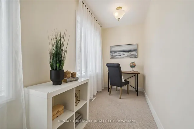 Additional image 28 of 214 Woodbine Ave