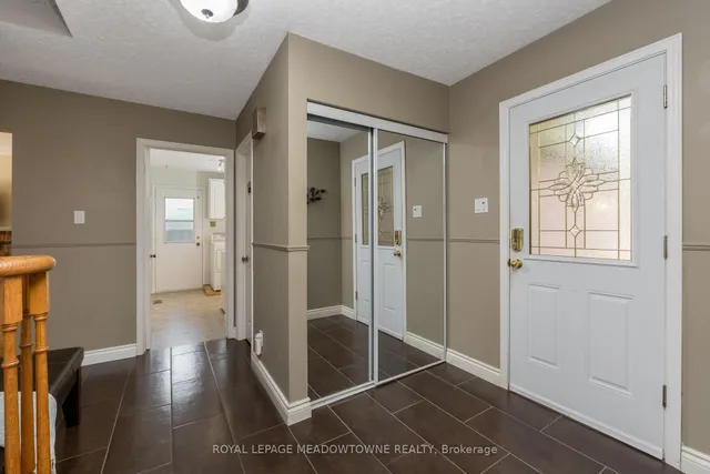 Additional image 6 of 7 Deerwood Cres