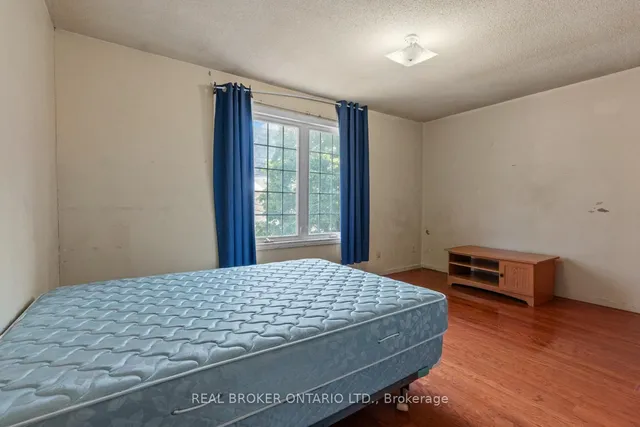 Additional image 18 of 634 Adelaide St