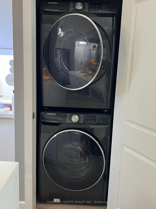 Additional image 11 of 20 Edgecliff Gfwy Unit 315