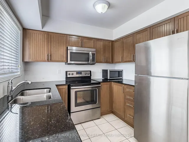 Additional image 14 of 2504 Post Rd Unit 20