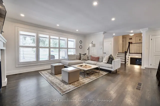 Additional image 18 of 1913 Steepbank Cres